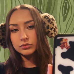 Meet your Posher, Brynn